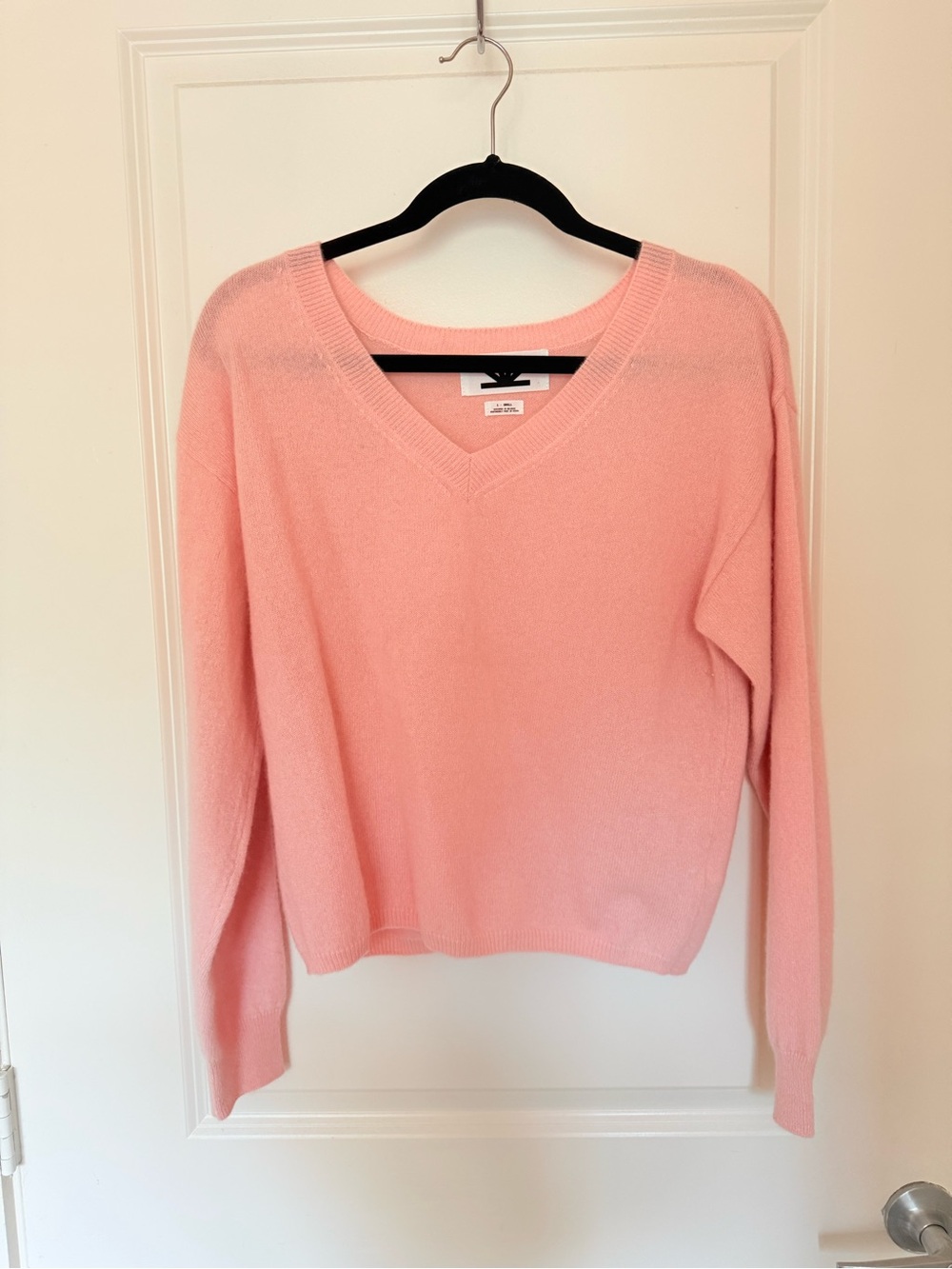 Soft Pink V-Neck Cashmere Sweater
